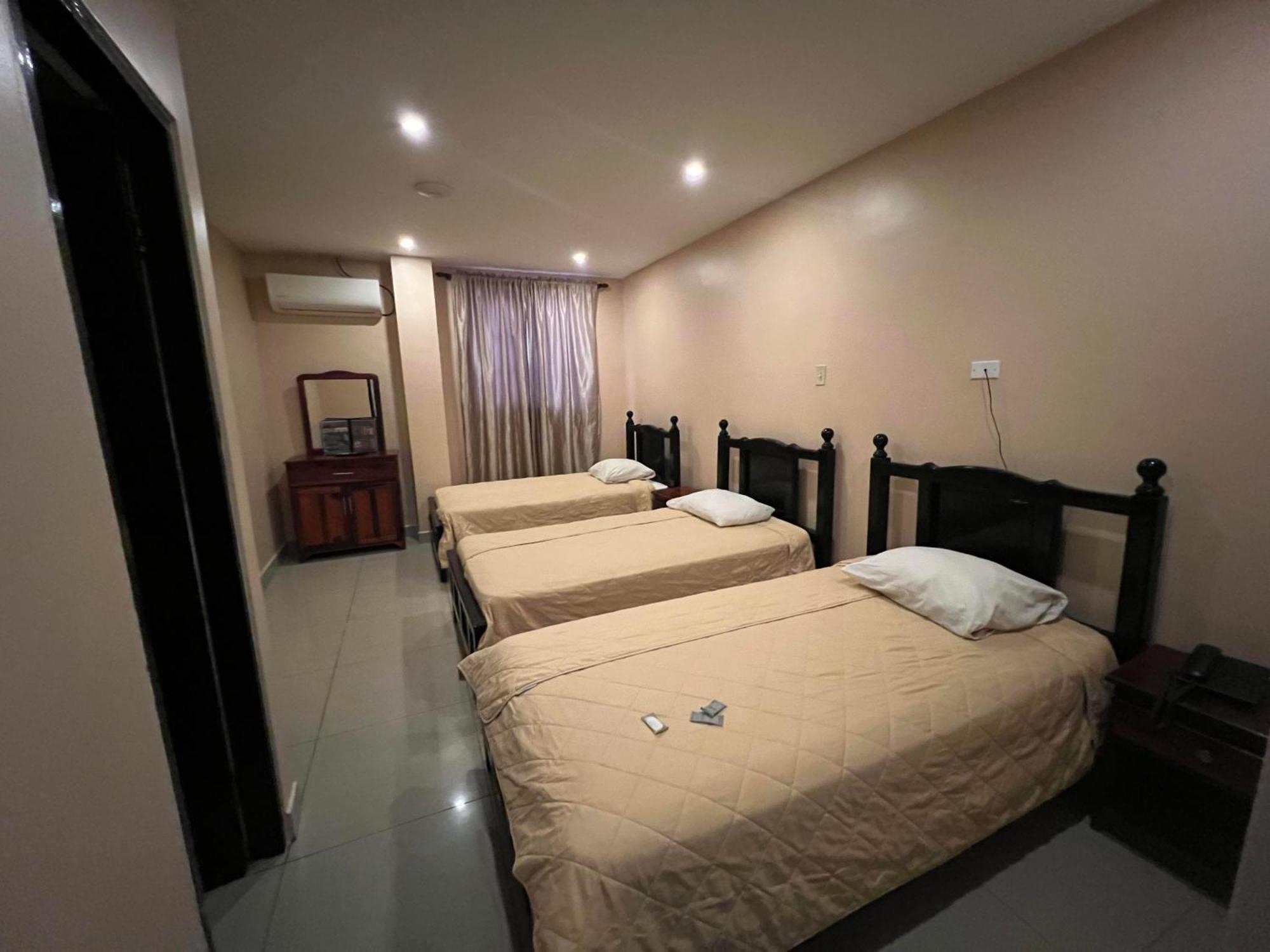 קולון La Cubana Hotel & Suites מראה חיצוני תמונה